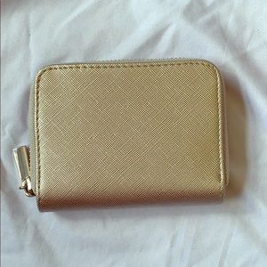 NWOT Metallic Wallet 💞